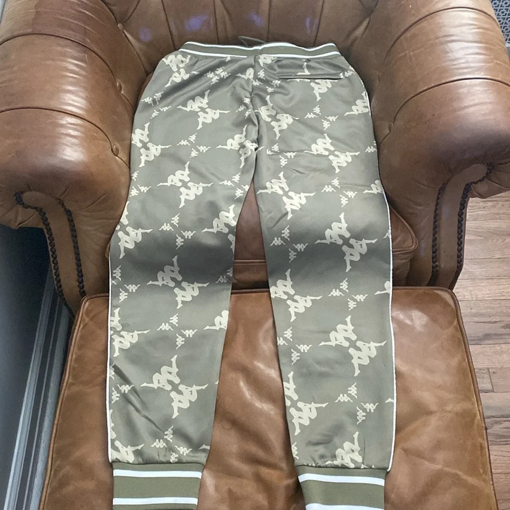 Kappa - Picture 8 of 12